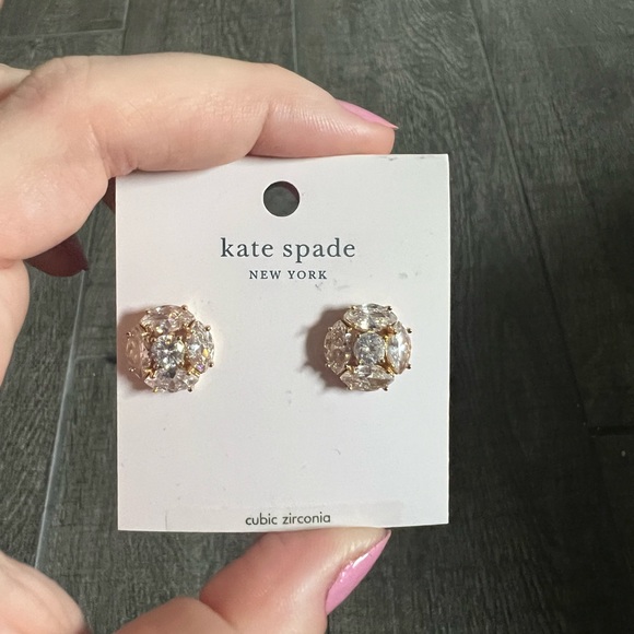 Cluster cubic earring - Picture 2 of 4